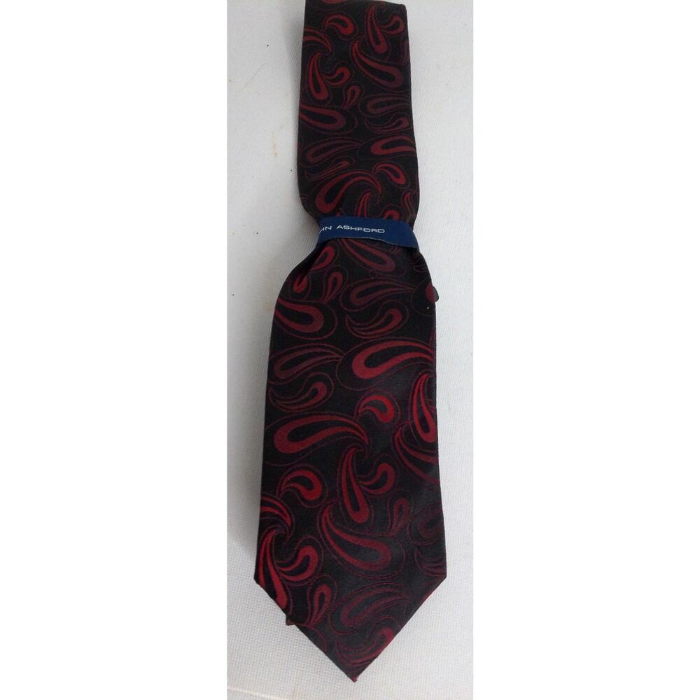 Vintage John Ashford Macys Black Red Silk Paisley Tie New - Picture 5 of 7